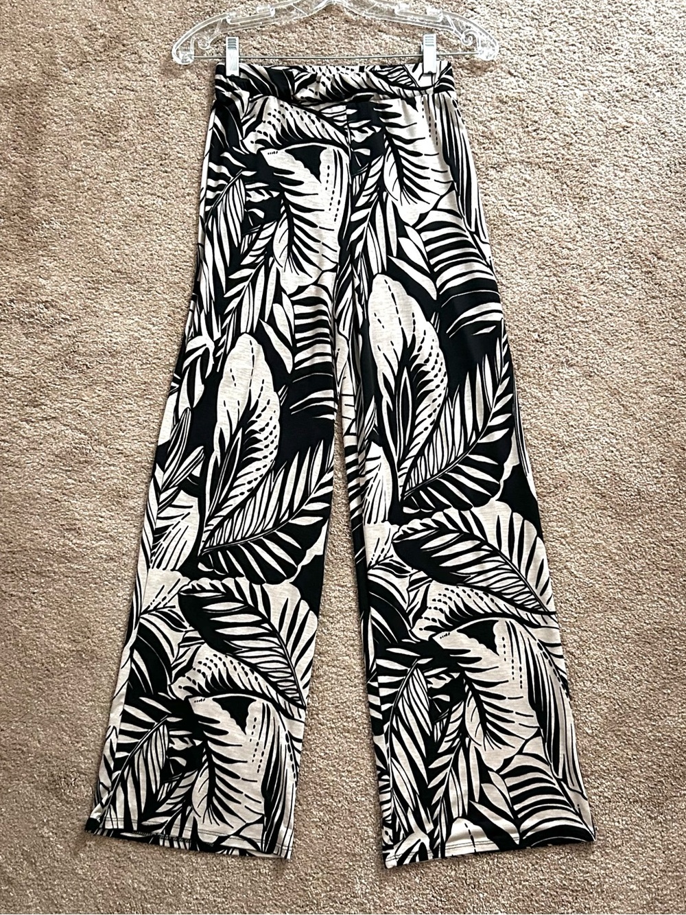 Black and Beige Palm Print Flowy Stretch Cabana Pants